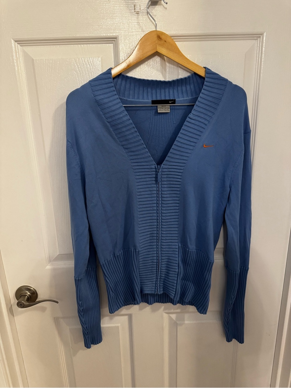 Vintage Nike Women's Cornflower Blue V-Neck Zip Cardigan with Orange Swoosh